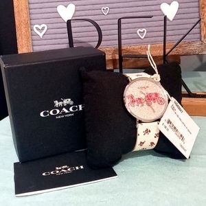 BEAUTIFUL COACH WATCH IN EUC 🤗